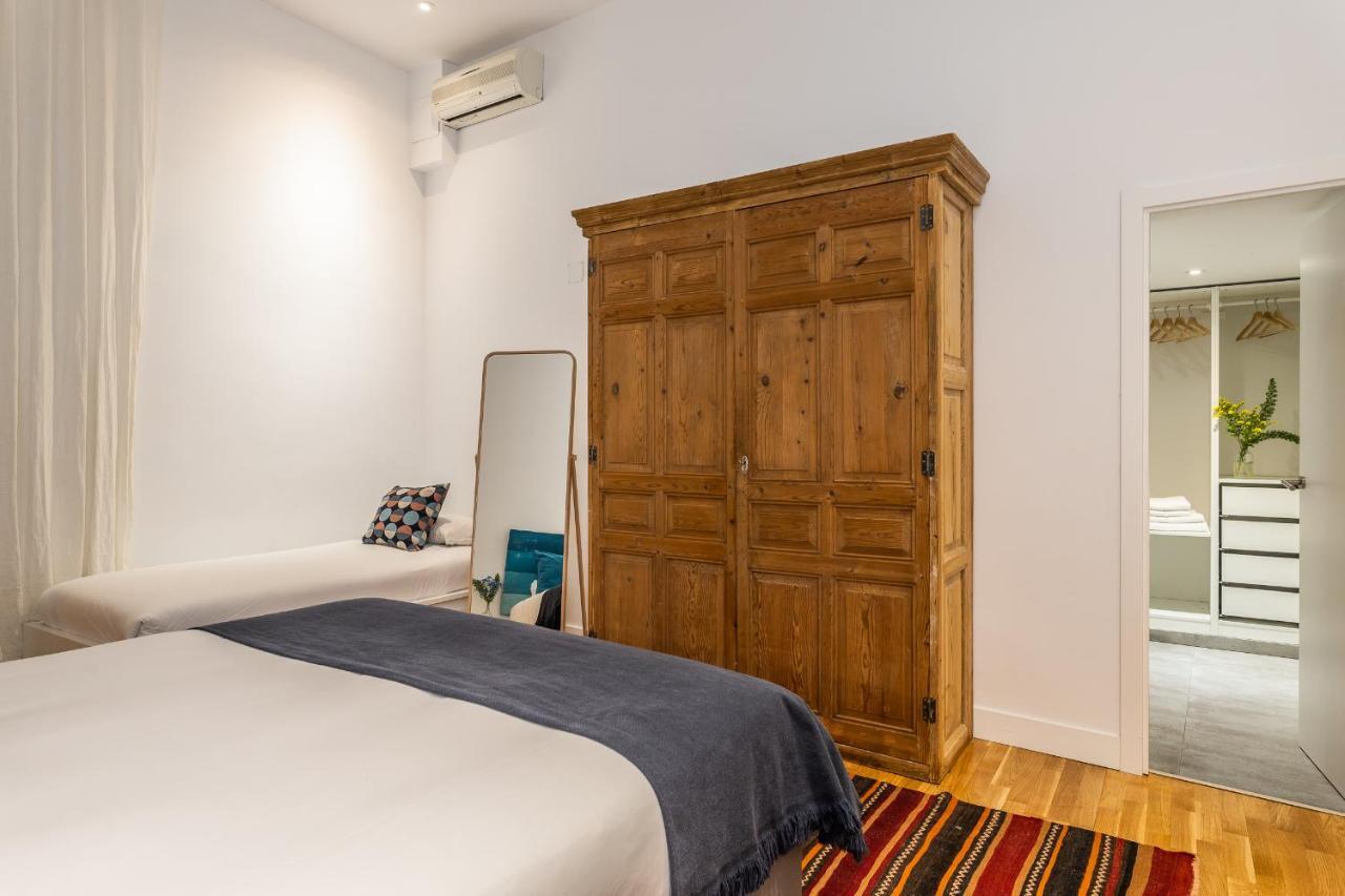 Waou Sol V - Alquiler De Corta Duracion Appartement Madrid Buitenkant foto