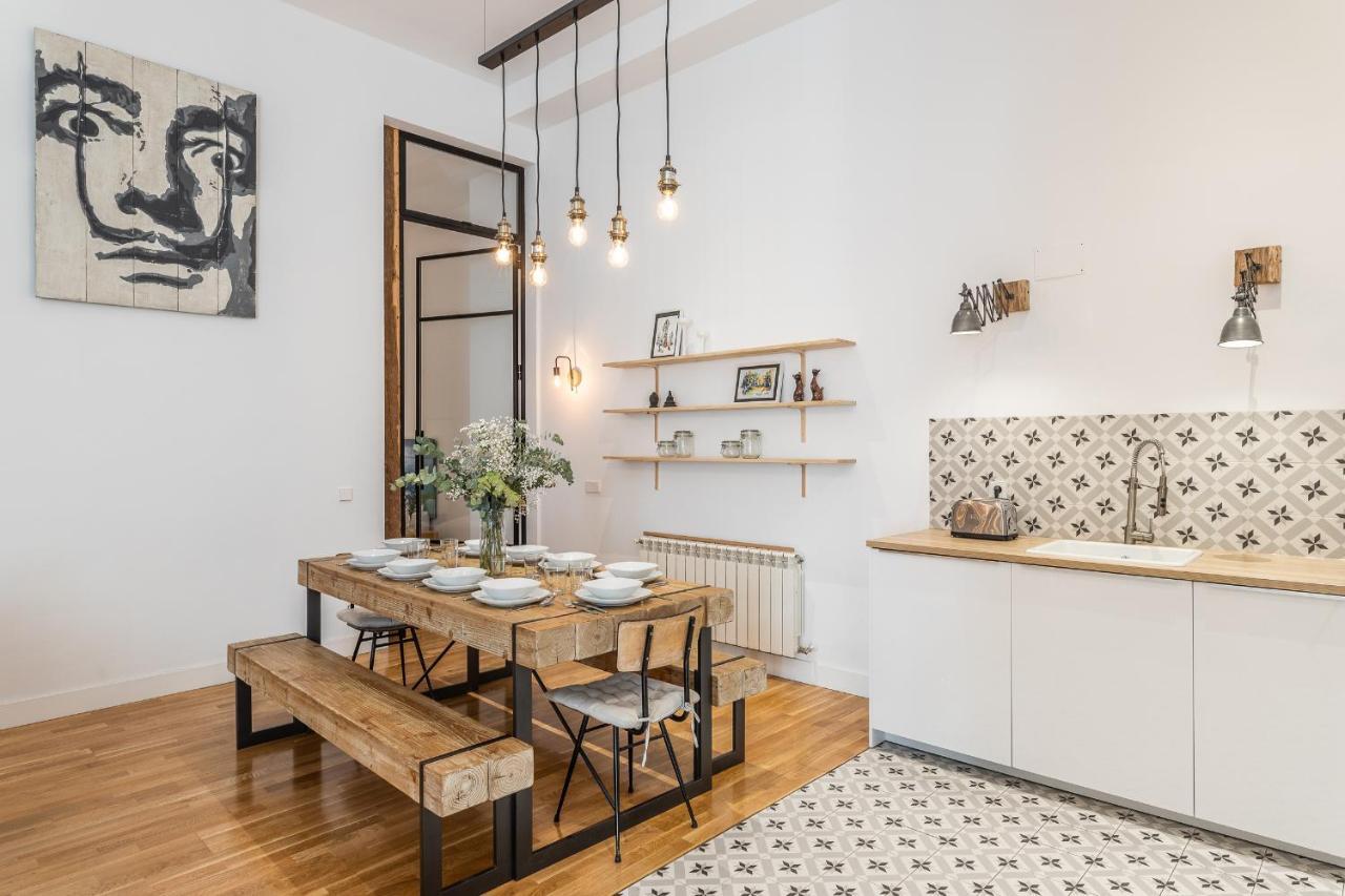 Waou Sol V - Alquiler De Corta Duracion Appartement Madrid Buitenkant foto