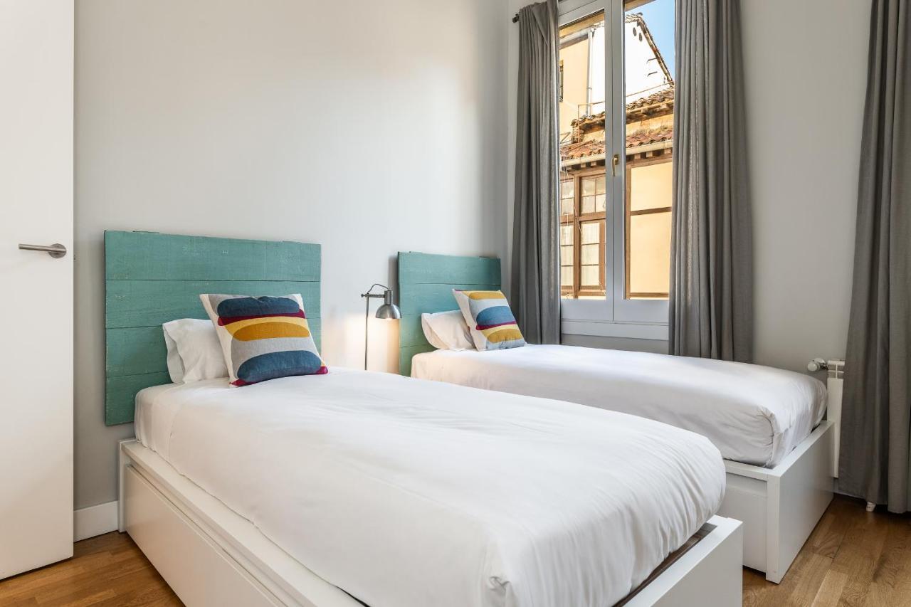 Waou Sol V - Alquiler De Corta Duracion Appartement Madrid Buitenkant foto