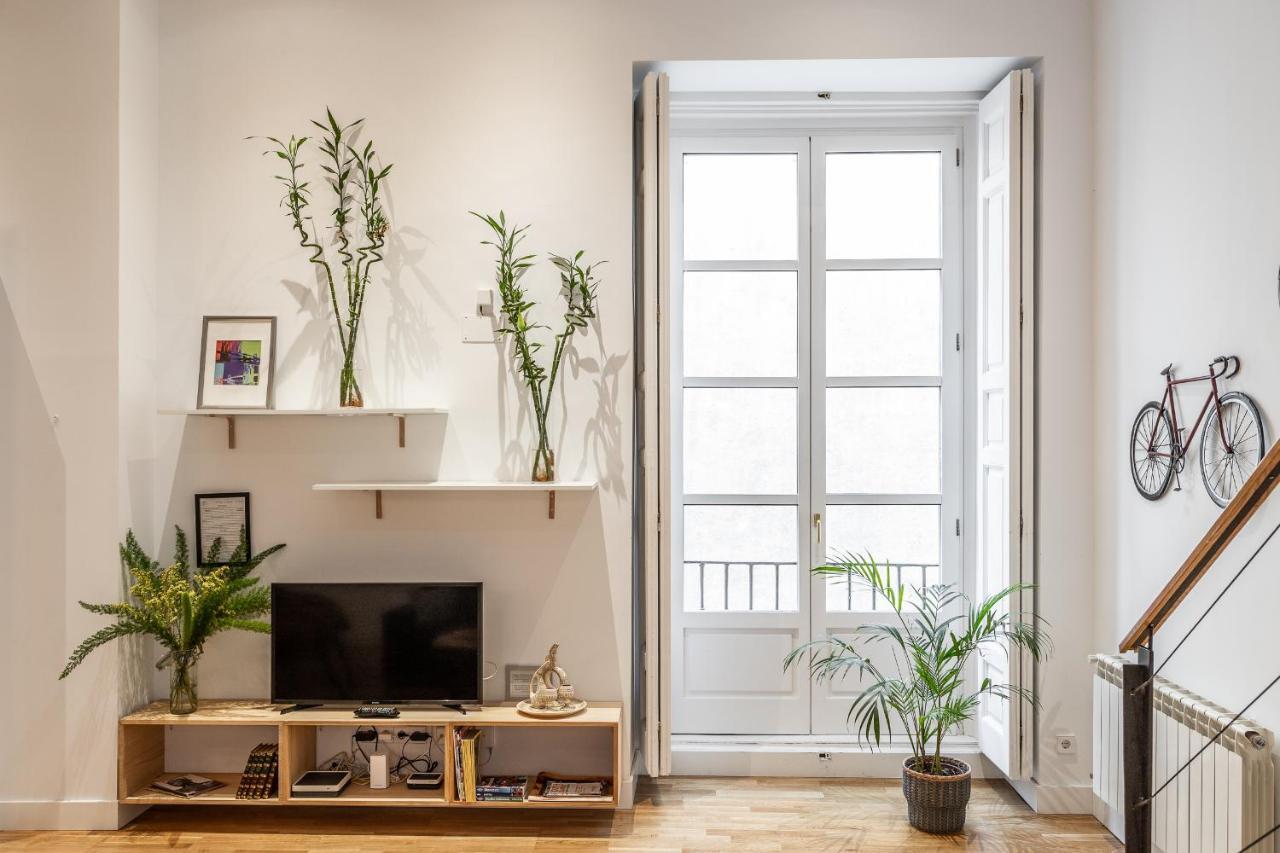 Waou Sol V - Alquiler De Corta Duracion Appartement Madrid Buitenkant foto